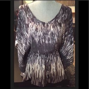 Express purple dolman sleeve shirt sleeve slits M